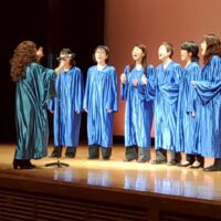 2/15 つるみ活動センターまつりで歌わせていただきました。